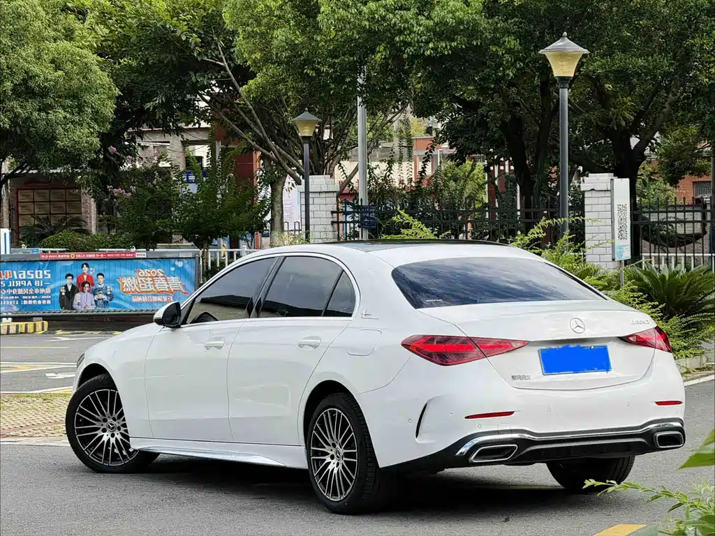 Mercedes-Benz C-Class 2023