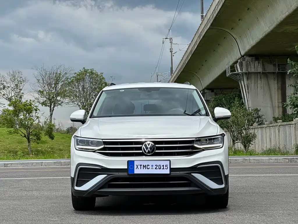 Volkswagen Tiguan L 2022