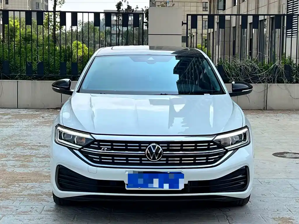Volkswagen Sagitar 2025