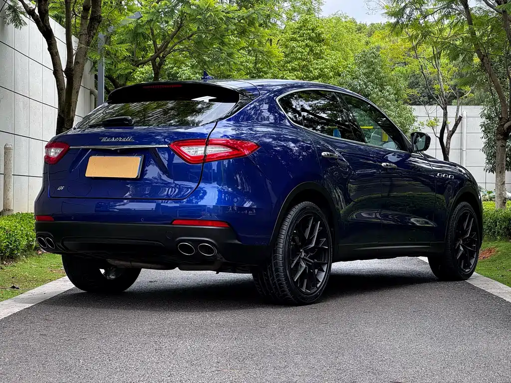 Maserati Levante 2019 — фото 8