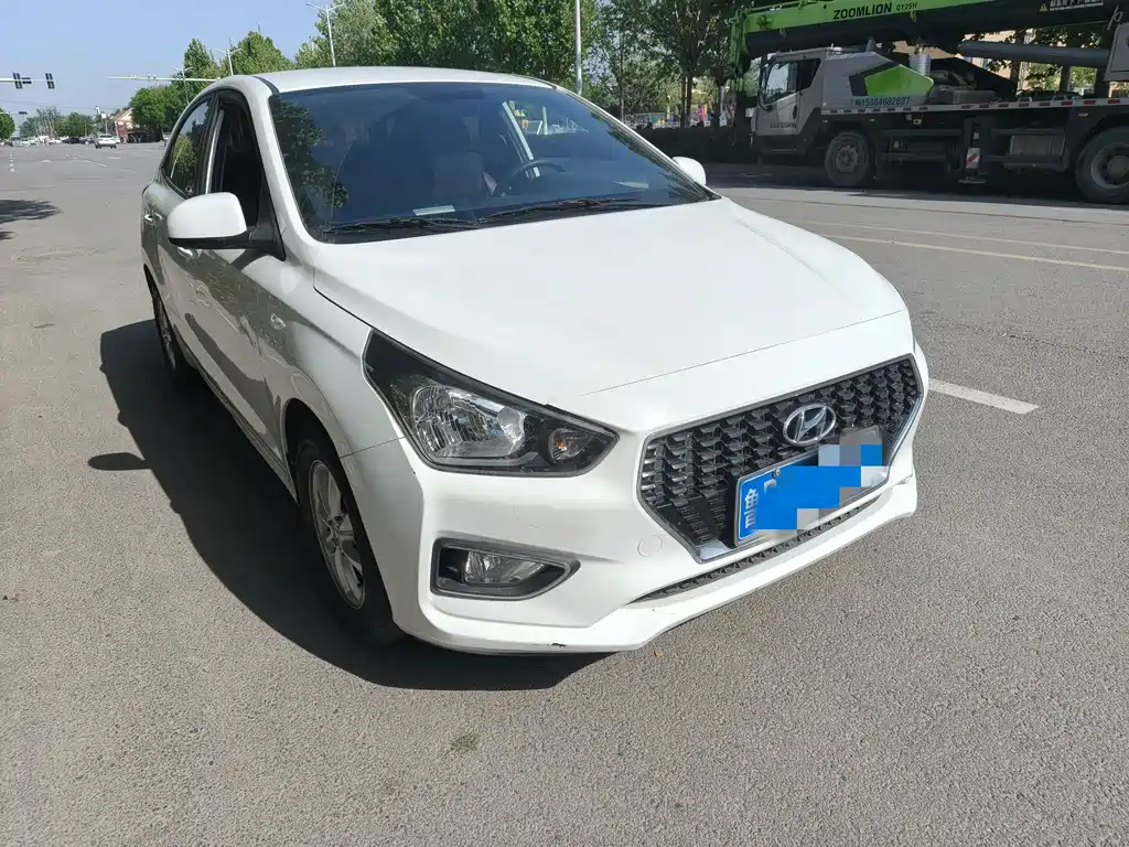 Hyundai Verna 2019 — фото 3