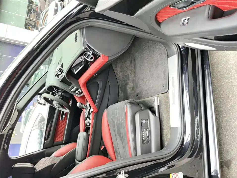 Bentley Bentayga 2022