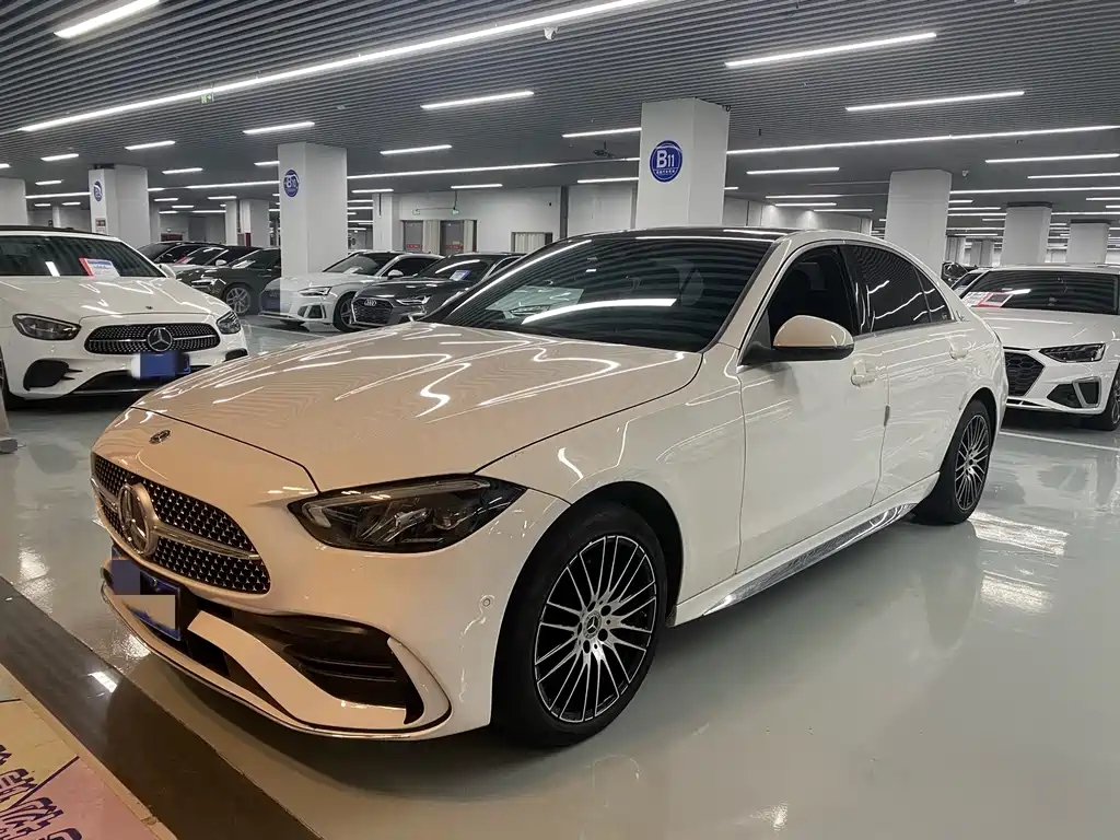 Mercedes-Benz C-Class 2022