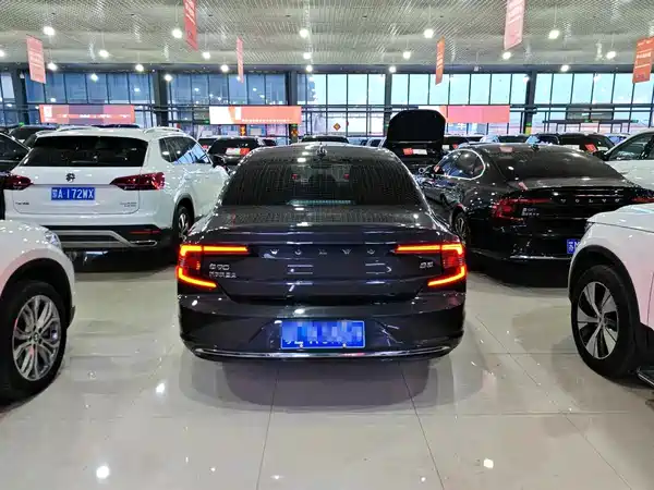 Volvo S90 2020