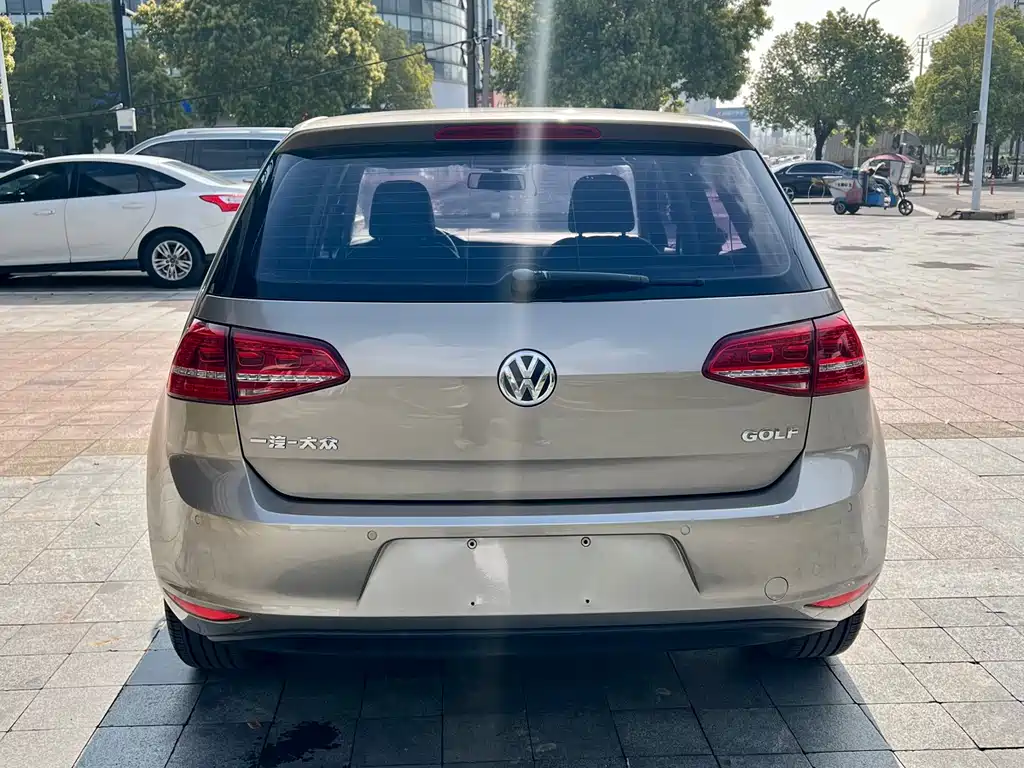 Volkswagen Golf 2016 — фото 15
