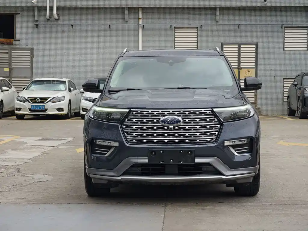 Ford Explorer 2022 — фото 2