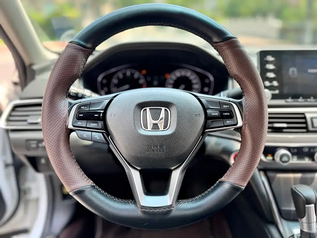 Honda Accord 2021 — фото 13