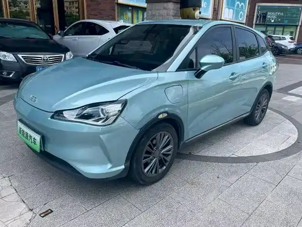 Neta V 2023