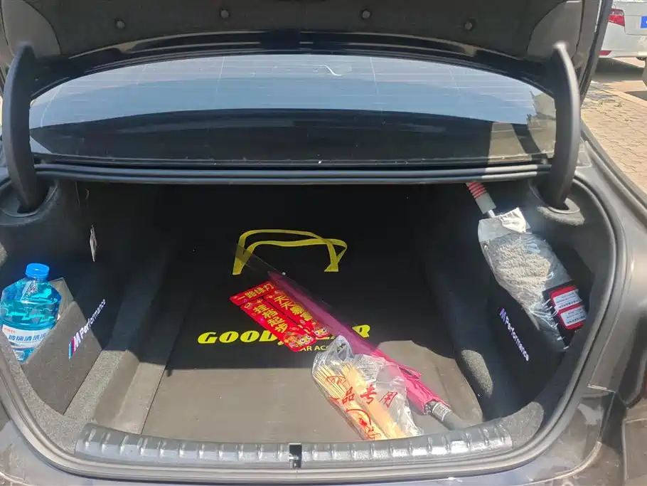 BMW 5 Series 2023 — фото 4