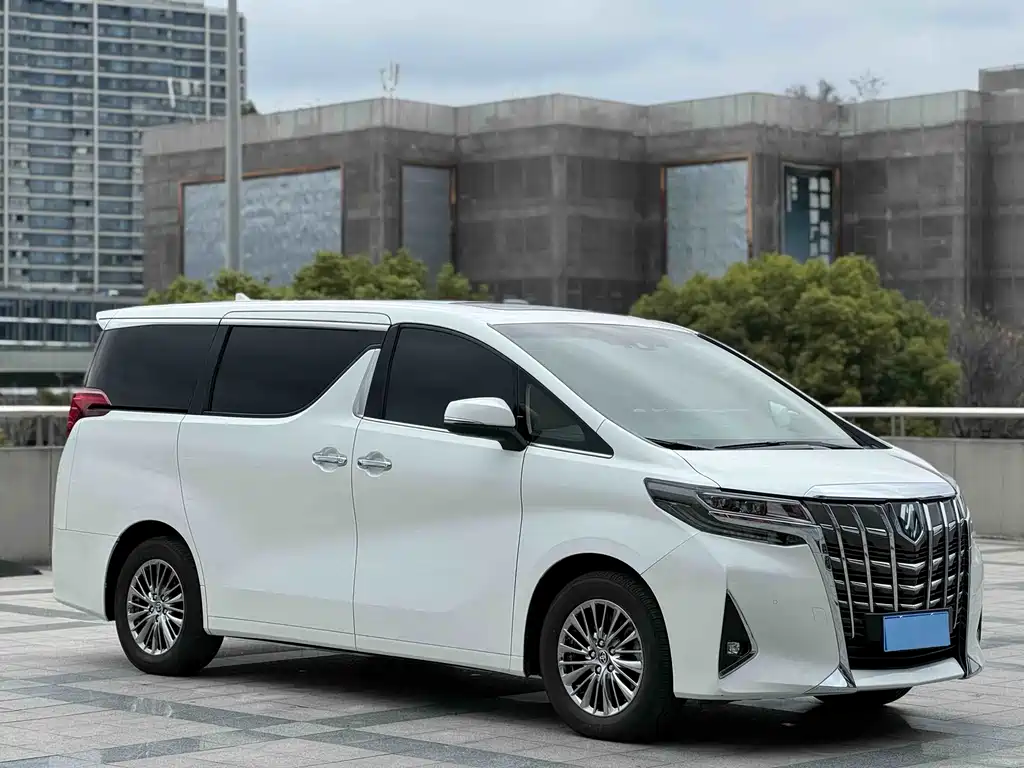 Toyota Alphard 2020 — фото 3