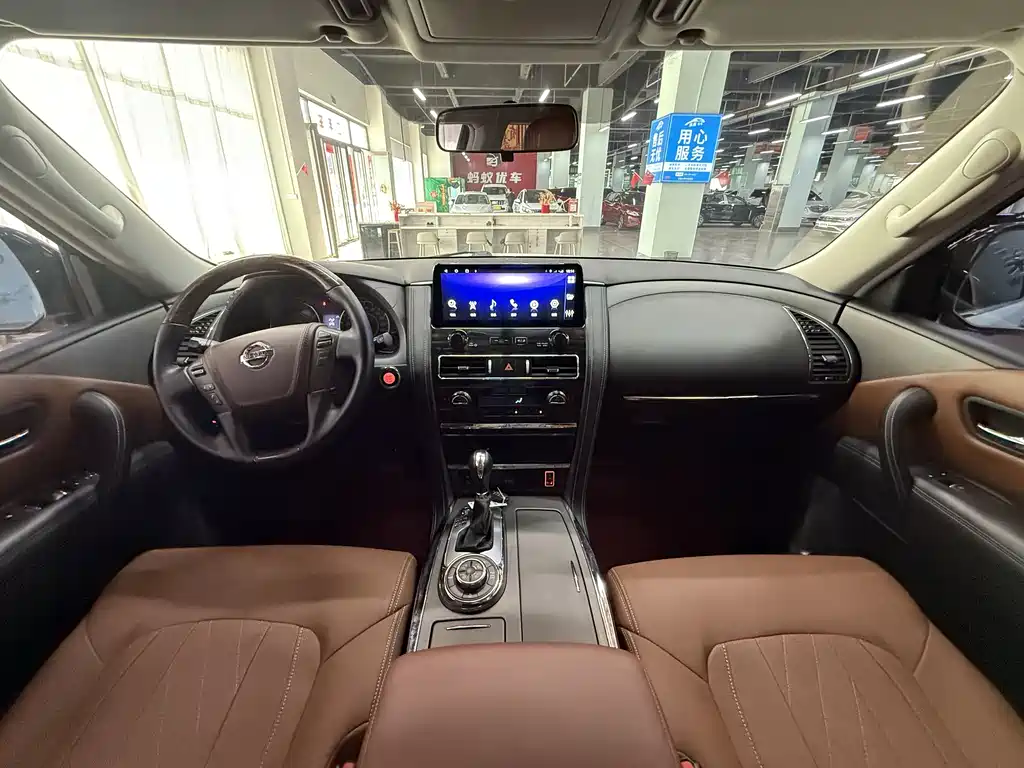 Nissan Patrol 2018 — фото 10