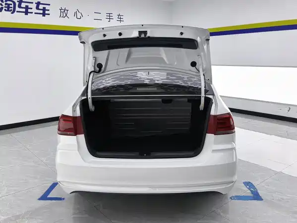 Volkswagen Santana 2020