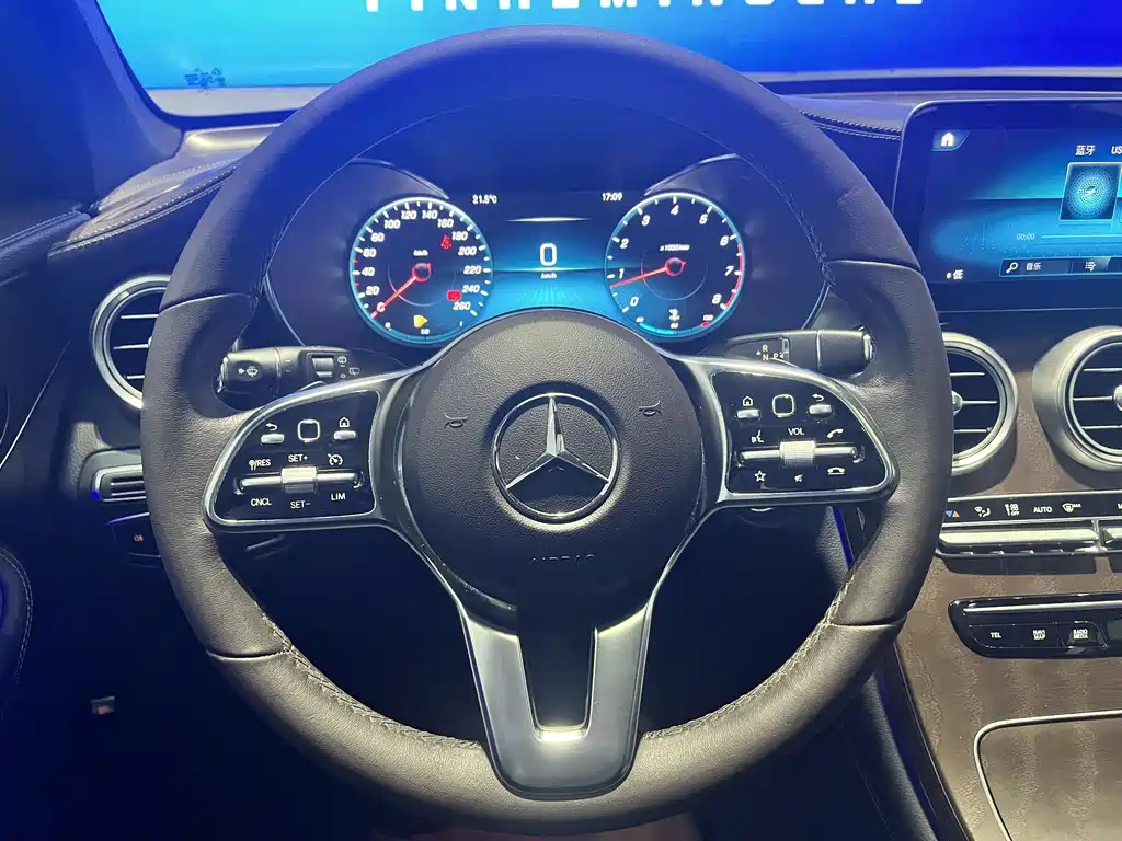 Mercedes-Benz GLC 2019 — фото 11