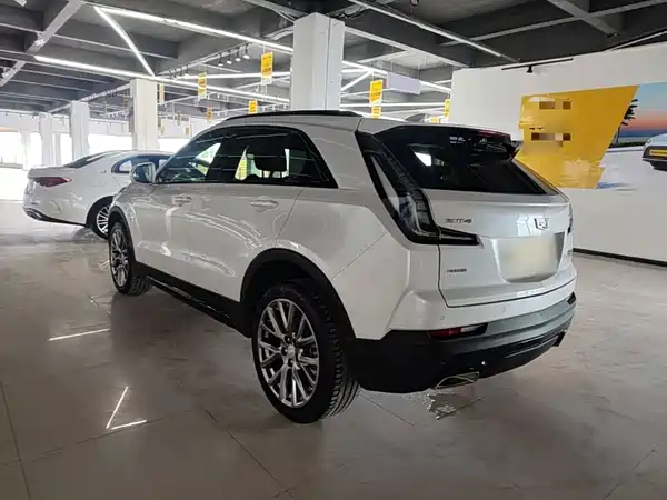 Cadillac XT4 2023