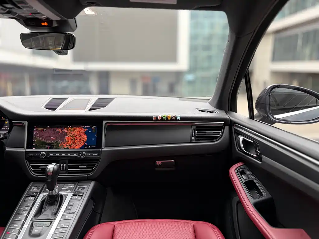 Porsche Macan 2019 — фото 14