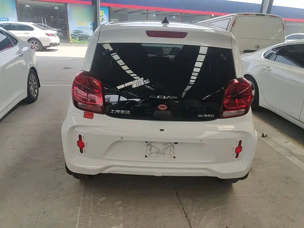 Roewe Clever 2021 — фото 6