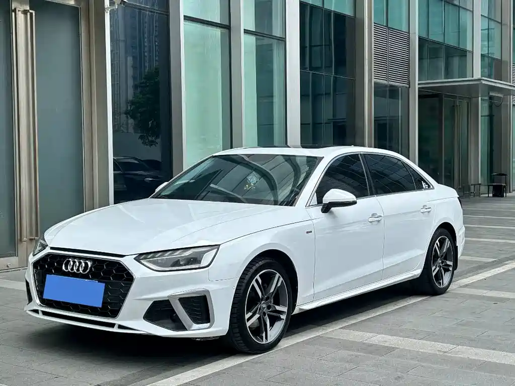 Audi A4L 2020 — фото 1