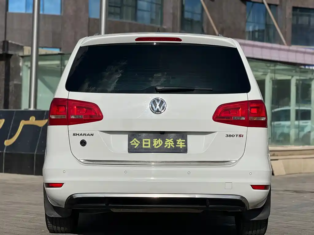 Volkswagen Sharan 2016 — фото 8