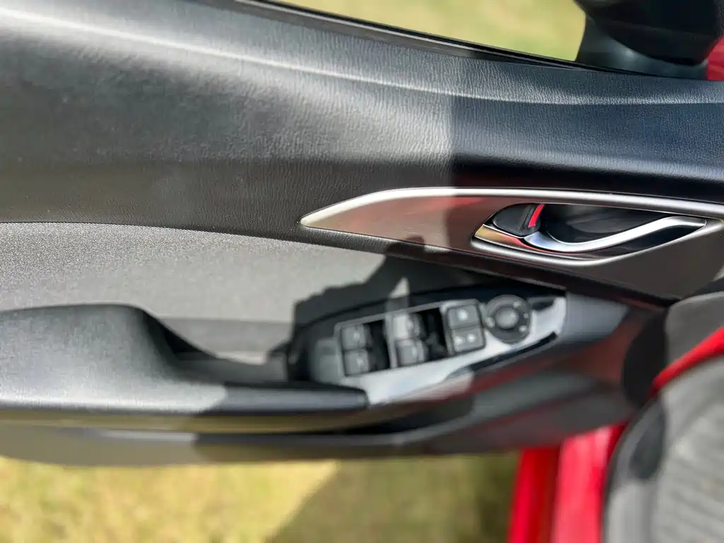 Mazda 3 Axela 2017 — фото 16