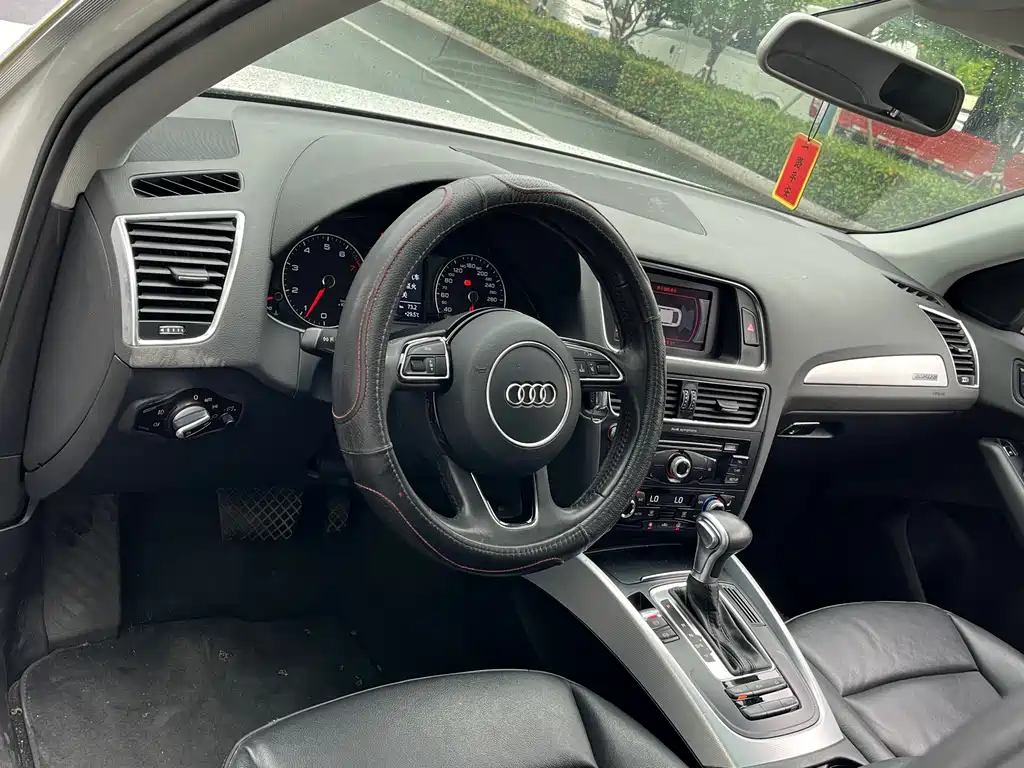 Audi Q5 2014 — фото 14