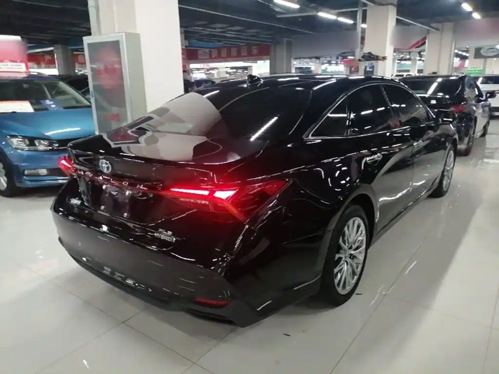 Toyota Avalon 2023