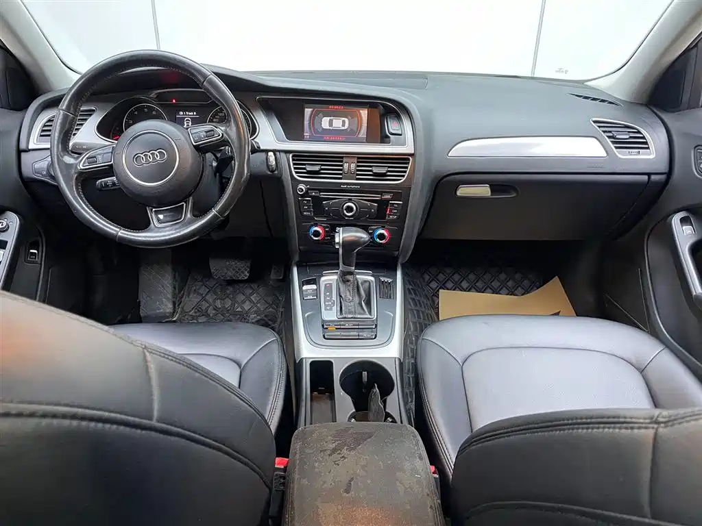 Audi A4L 2015 — фото 26