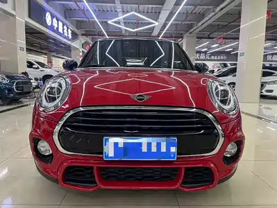 MINI MINI 2018