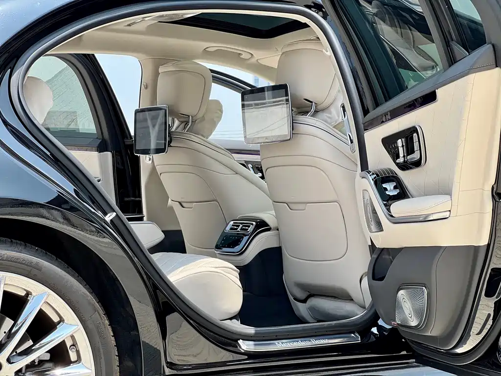 Mercedes-Benz S-Class 2025 — фото 8