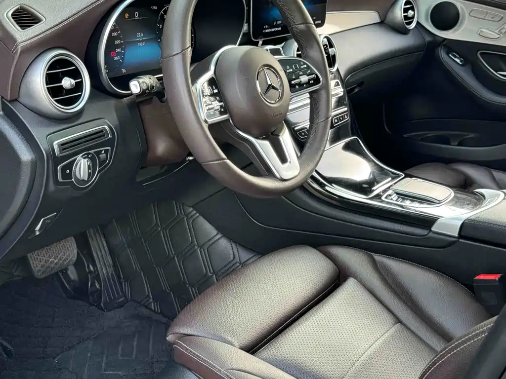 Mercedes-Benz GLC 2020 — фото 4