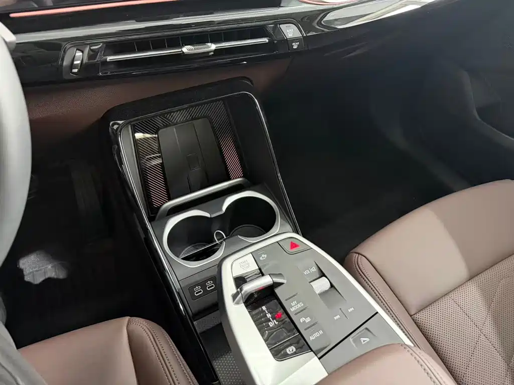 BMW X1 2025 — фото 15
