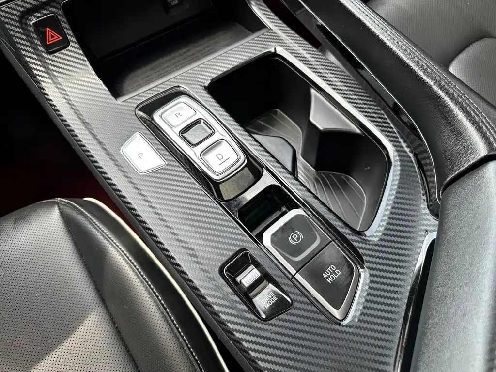 Hyundai Custo 2025 — фото 22