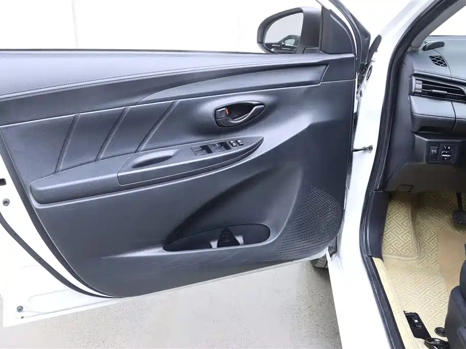 Toyota Vios 2020 — фото 11