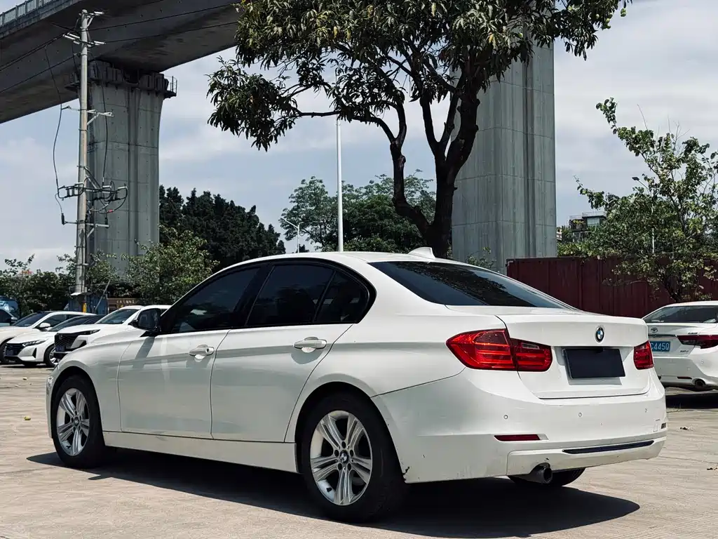 BMW 3 Series 2013 — фото 6