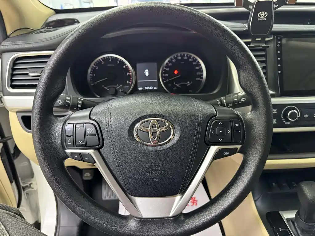 Toyota Highlander 2021 — фото 14