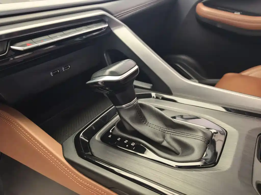 Geely Vision X6 2022