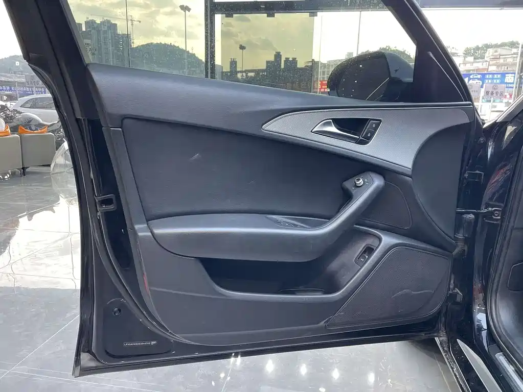 Audi A6L 2014