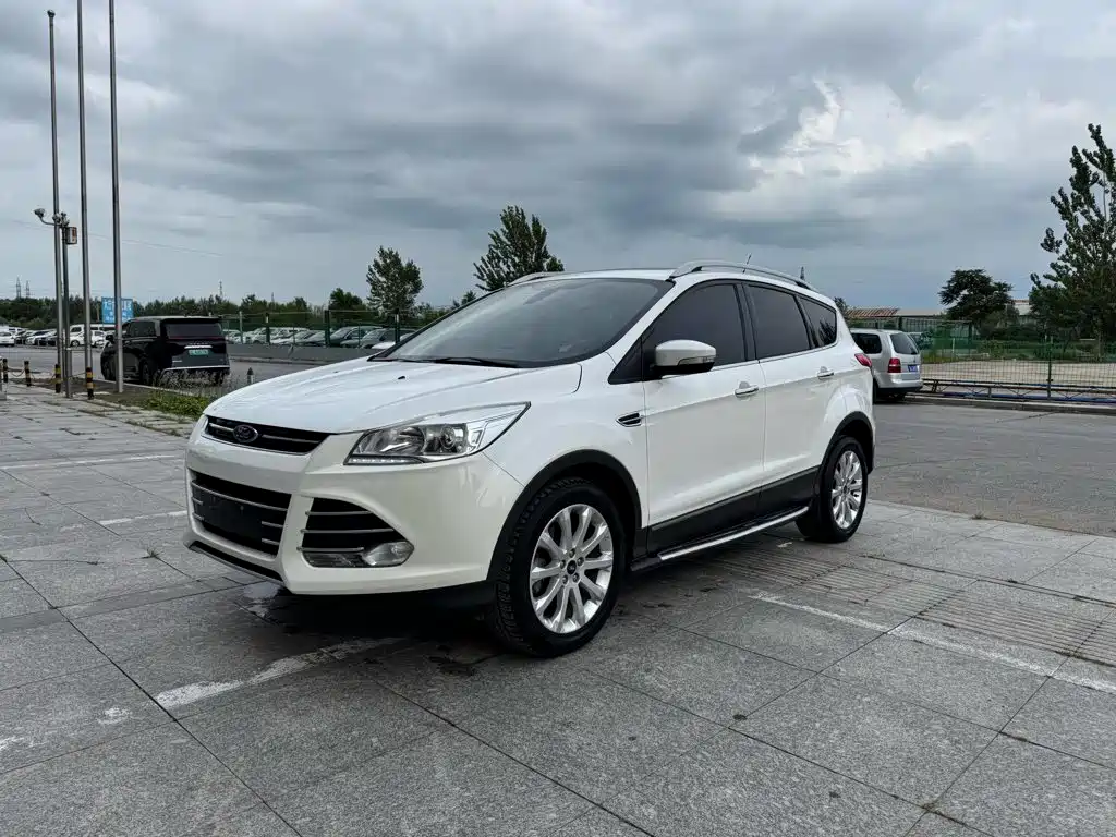Ford Kuga 2014