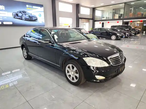 Mercedes-Benz S-Class 2008