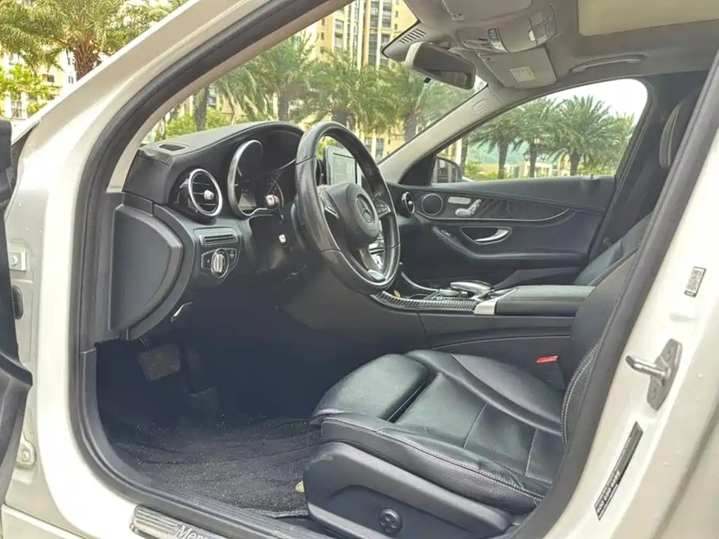 Mercedes-Benz C-Class 2017