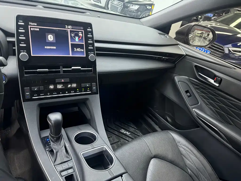 Toyota Avalon 2022