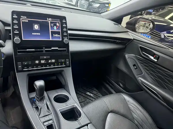 Toyota Avalon 2022