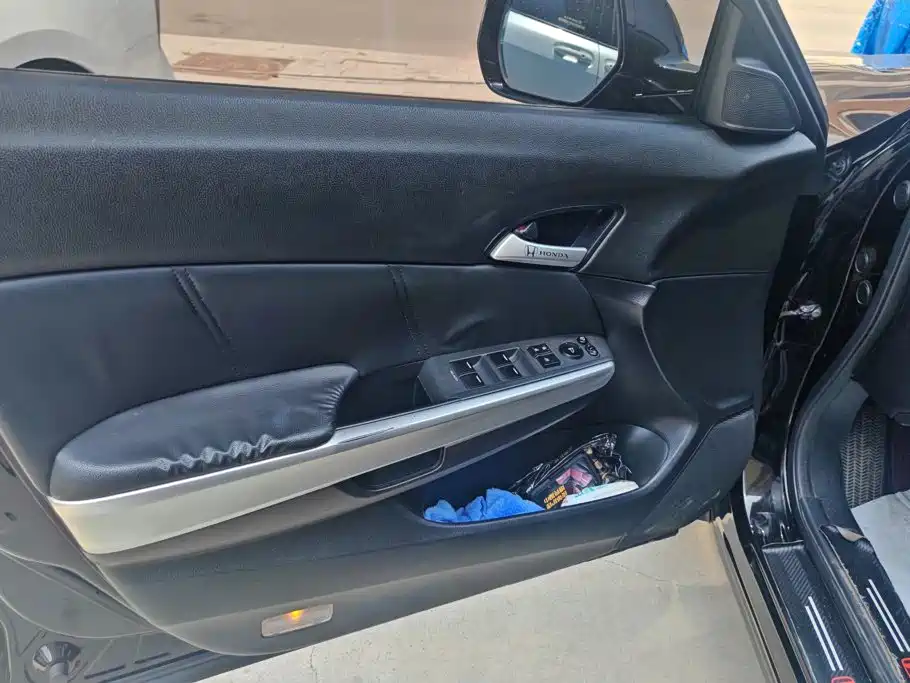 Honda Crosstour 2016