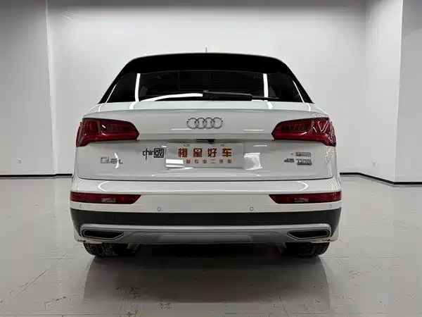 Audi Q5L 2020