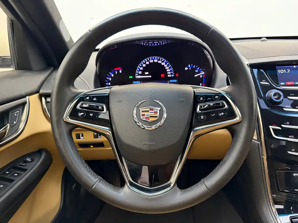 Cadillac ATS 2015 — фото 10