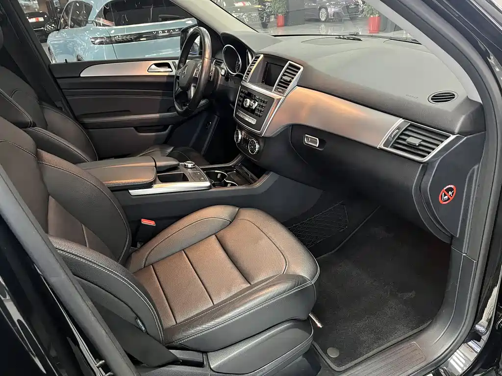 Mercedes-Benz M-Class 2014 — фото 16