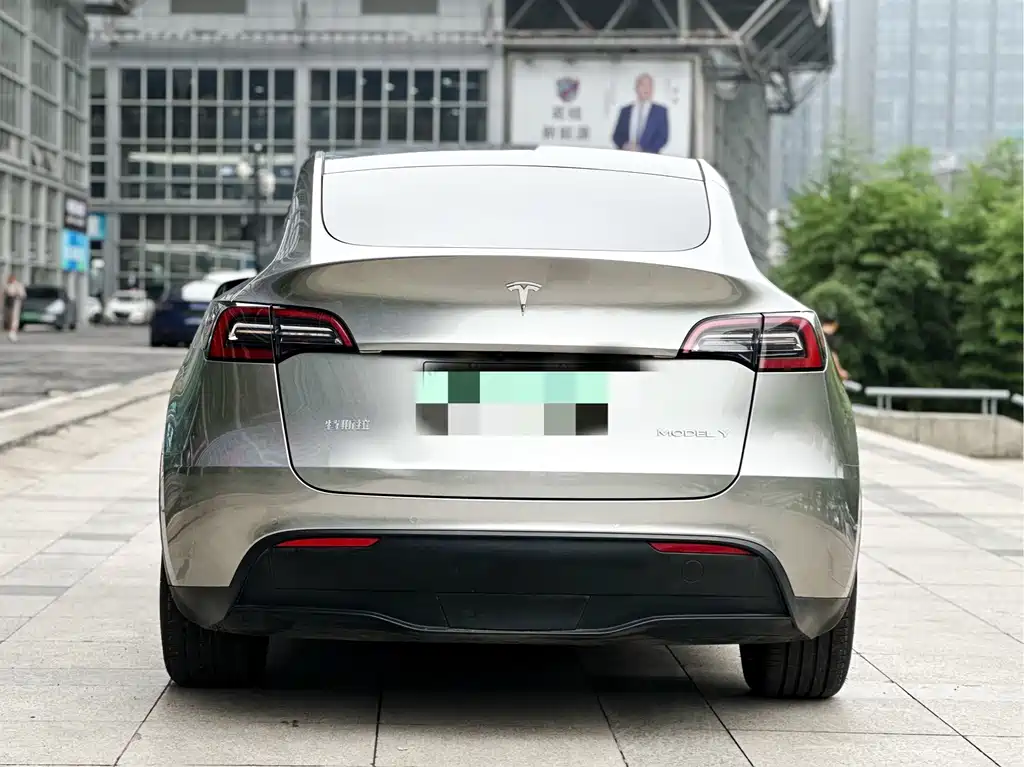 Tesla Model Y 2021 — фото 5
