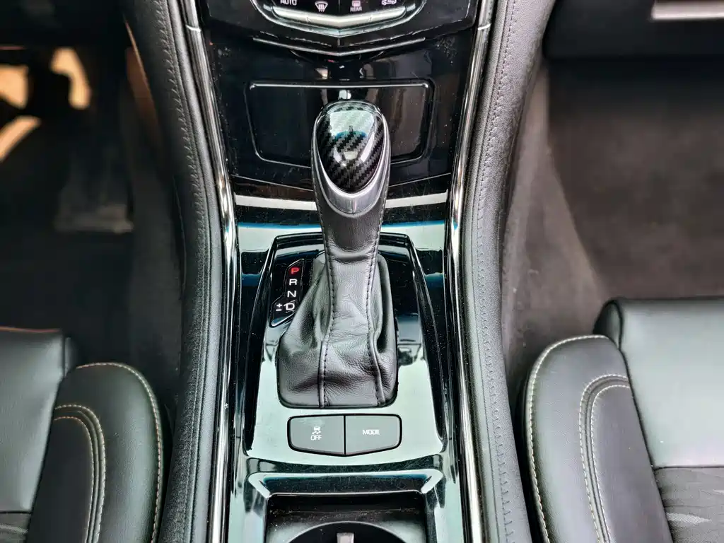 Cadillac ATS-L 2015 — фото 20