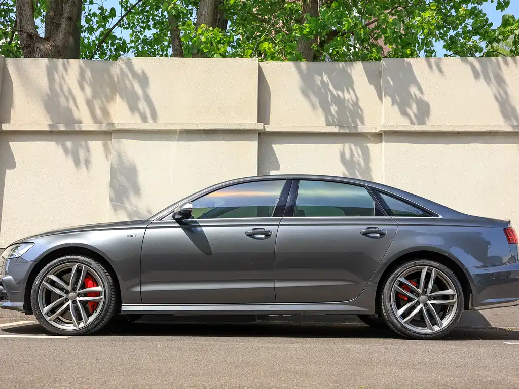 Audi S6 2017 — фото 3