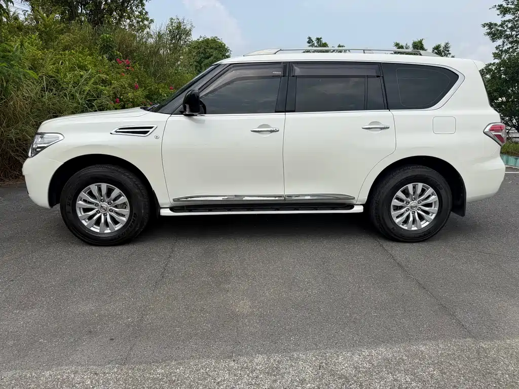 Nissan Patrol 2017 — фото 3