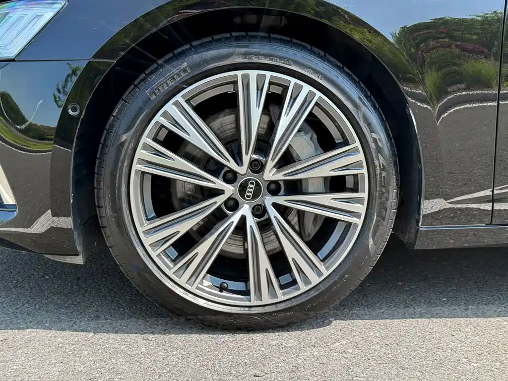 Audi A6L 2022 — фото 17